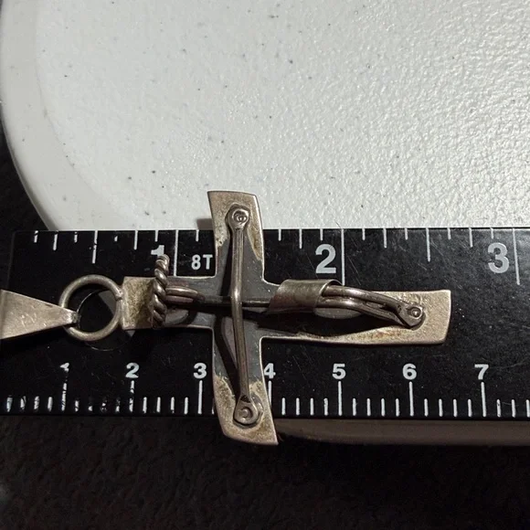 Large Abstract Modernist TAXCO Sterling Silver Cross Pendant (2)